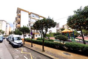 Apartamento en venta en Estepona de 81 m2 photo 0