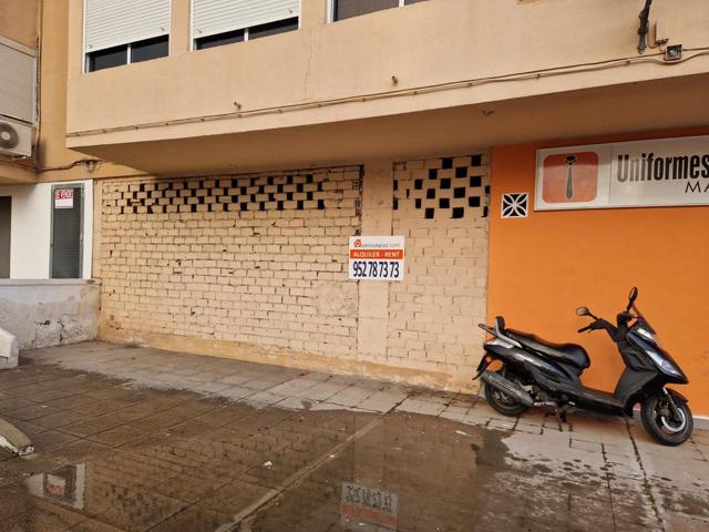 Local en alquiler en Marbella de 77 m2 photo 0