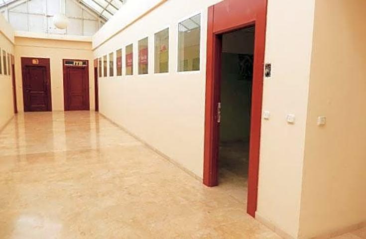 Oficina en venta en Torremolinos de 128 m2 photo 0