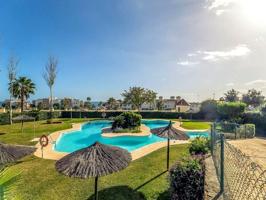 Adosado en venta en Estepona de 216 m2 photo 0