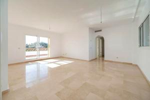 Piso en venta en Mijas de 168 m2 photo 0