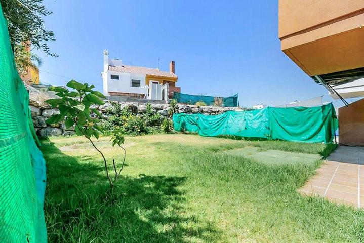Casa - Chalet en venta en Alhaurín el Grande de 226 m2 photo 0