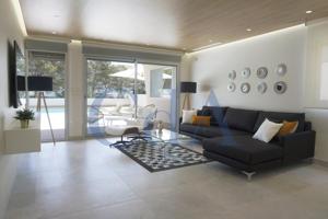 Lujosa villa en Campoamor (Alicante) photo 0