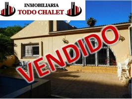 Chalet en venta en Playa Serena- Urbanización Roquetas de Mar photo 0