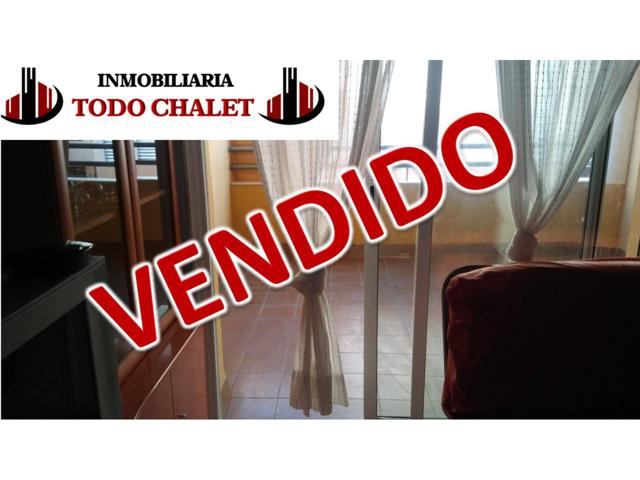 Apartamento de 2 dormitorios cerca de la playa y piscina comunitaria photo 0