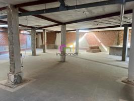 ¡¡GRAN LOCAL SEMI EN BRUTO EN PLENO CENTRO!! photo 0