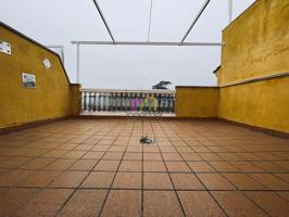 FANTÁSTICO DÚPLEX LUMINOSO CON TERRAZA; BADAJOZ photo 0