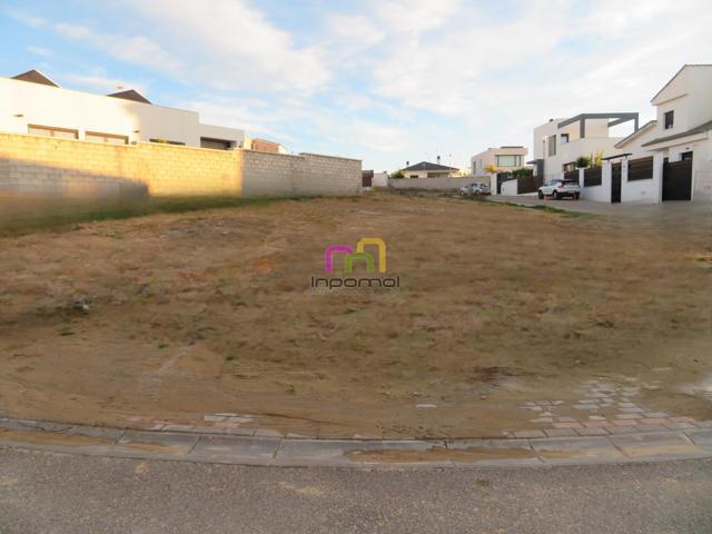PARCELA URBANIZADA EN VENTA EN BADAJOZ - ZONA: LAS VAGUADAS photo 0