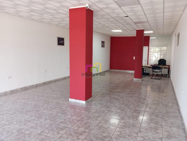 AMPLIO LOCAL COMERCIAL ACONDICIONADO EN BADAJOZ photo 0
