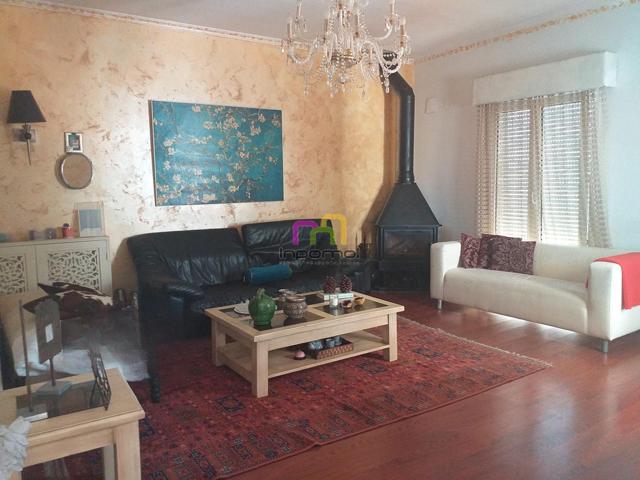 PAREADO EN VAGUADAS, BADAJOZ - ESPACIO Y COMODIDAD PARA TU FAMILIA 🏡✨ photo 0