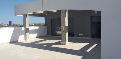 ÁTICO MODERNO CON AMPLIA TERRAZA Y BUENAS VISTAS EN AVDA. DE ELVAS, BADAJOZ photo 0