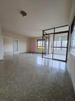 AMPLIO Y LUMINOSO PISO EN VALDEPASILLAS, BADAJOZ - ¡UNA OPORTUNIDAD ÚNICA! photo 0