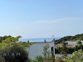 Terreno urbano con vista al mar en Sant Pol photo 0