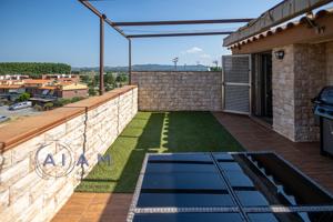 ¡Ático dúplex único en Palafolls! Privacidad, sol y espacio exterior en una zona tranquila photo 0