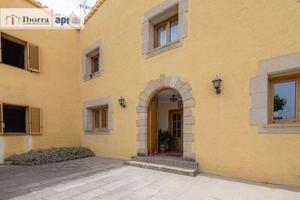 MASIA EN VENTA EN TORDERA. photo 0