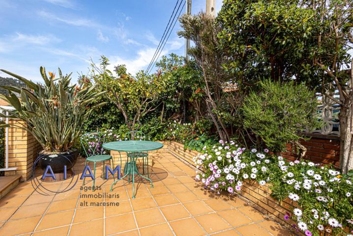 Casa De Campo En venta en Vall, Santa Susanna photo 0