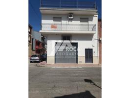 Chalet adosado en venta en Castellar photo 0