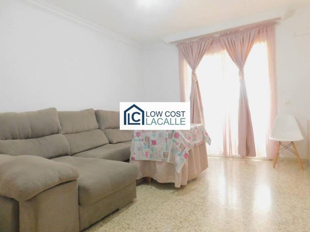 LOW-COST LACALLE presenta en exclusividad piso en Residencial La Cartuja en Zona Sur photo 0