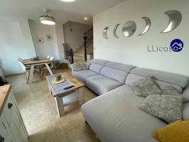 Casa De Pueblo En venta en Casco Urbano, La Pobla De Vallbona photo 0