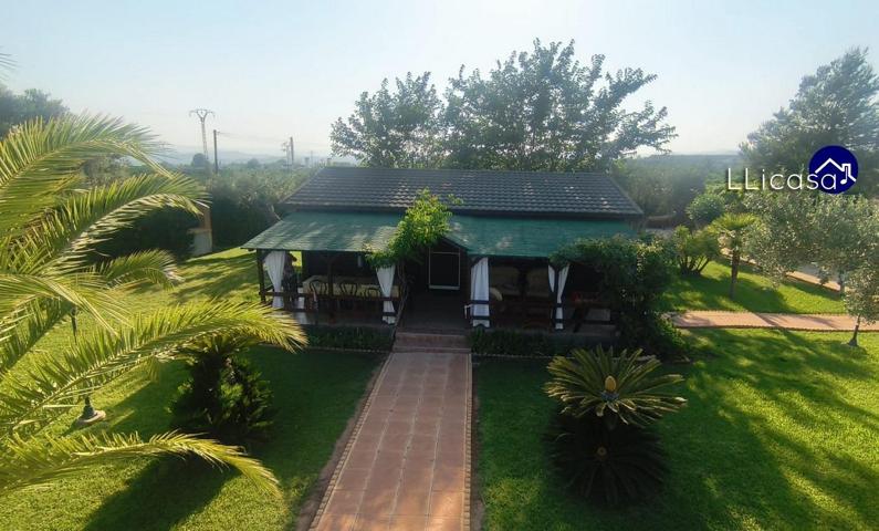 CHALET DE MADERA CON PISCINA photo 0