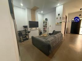 VENTA DE CASA CENTRICA EN BENAGUASIL photo 0