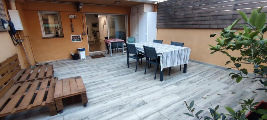 Piso céntrico con gran terraza photo 0