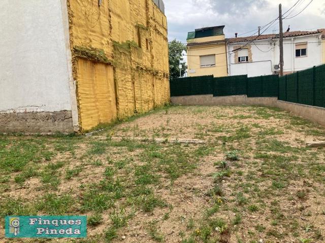 Solar edificable en Tordera photo 0
