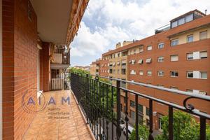 PISO EN VENTA CON PISCINA EN BLANES photo 0
