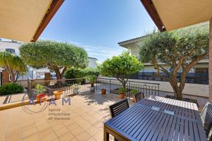 MAGNÍFICA CASA EN VENTA EN PINEDA DE MAR photo 0