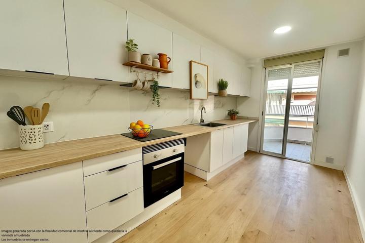 PISO REFORMADO EN EL CENTRO DE PINEDA DE MAR photo 0