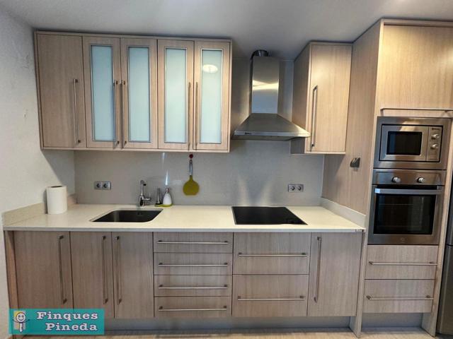 Planta baja local en Pineda de Mar photo 0