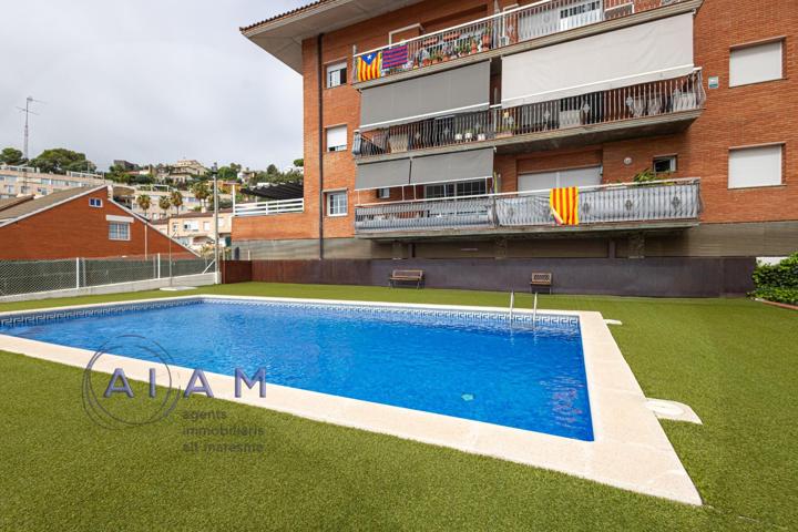 PISO EN VENTA EN SANTA SUNSANNA photo 0