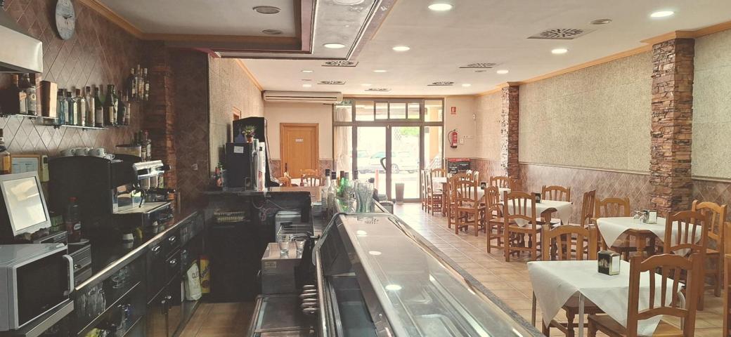 TRASPASO BAR RESTAURANTE EN QUART DE POBLET JUNTO NUEVO MERCADONA photo 0