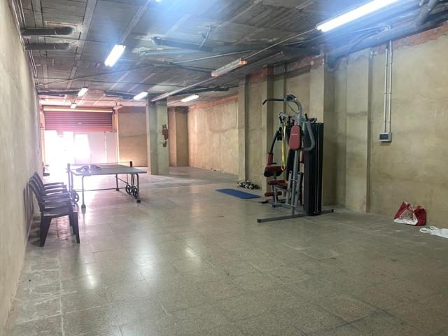 Local en Venta o Alquiler en Manises Junto Hospital photo 0