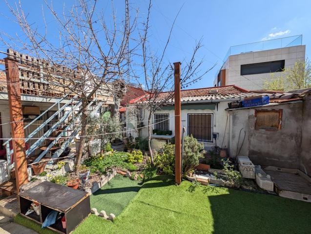 Casa En venta en Peñagrande, Madrid photo 0