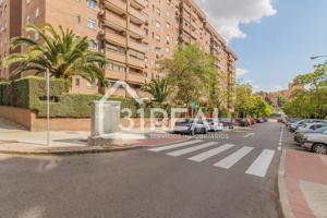 Piso En venta en Peñagrande, Madrid photo 0