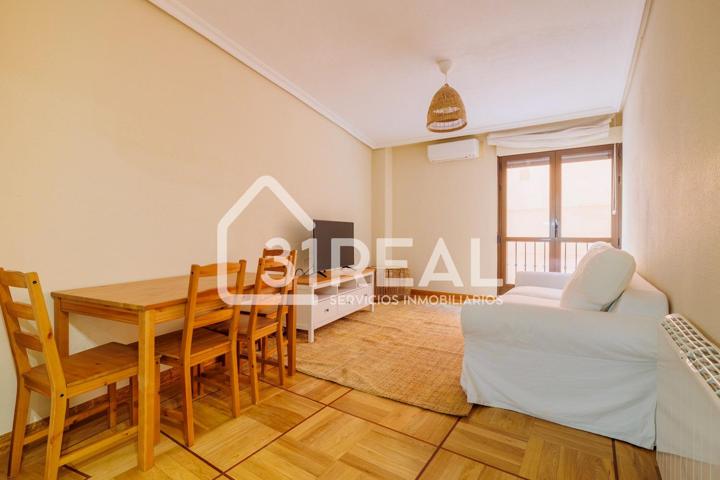 Piso En venta en Palacio, Madrid photo 0