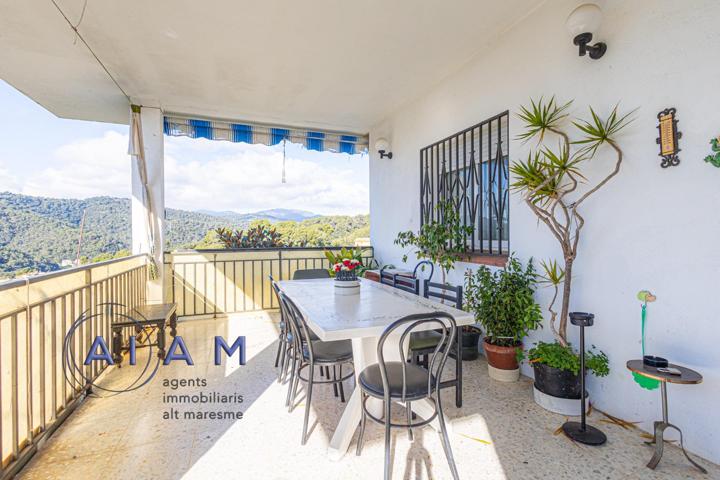 Casa en venta en Santa Susanna photo 0