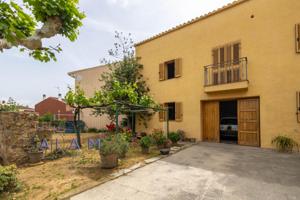 MASIA EN VENTA EN TORDERA. photo 0