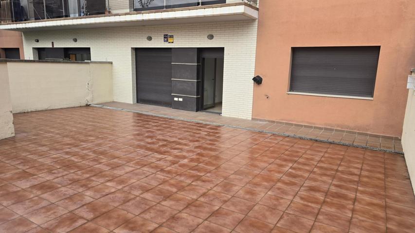 Planta baja en venta en Tordera photo 0