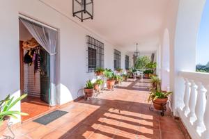 ¡¡ PRECIOSA VIVIENDA EN CUEVAS BAJAS HIPOTECABLE CON PISCINA!! photo 0