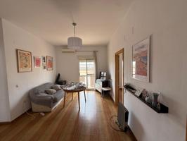 AMPLIA CASA DE 342 m² CON HUERTO, DOS VIVIENDAS INDEPENDIENTES Y TERRAZA CON VISTAS – NO HIPOTECABLE photo 0