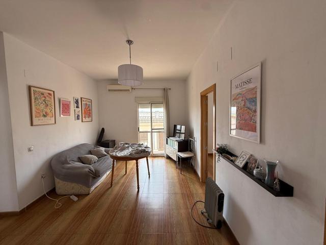 AMPLIA CASA DE 342 m² CON HUERTO, DOS VIVIENDAS INDEPENDIENTES Y TERRAZA CON VISTAS – NO HIPOTECABLE photo 0
