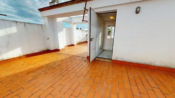 CASA ADOSADA, SITUADA EN LOS OLIVOS BORRACHOS. DE 5 DORMITORIOS, 2 BAÑOS, ASEO y AMPLIAS  TERRAZAS. photo 0