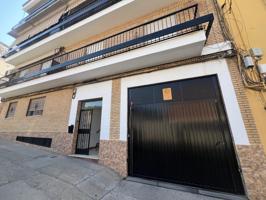Estupenda vivienda con garaje y gran terraza en El Naranjo, Córdoba photo 0