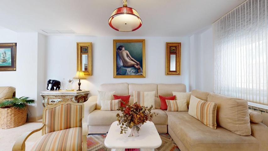 UNA CASA IDEAL EN SAN RAFAEL DE LA ALBAIDA ENTRE HIPERCOR Y TURRUÑELOS photo 0