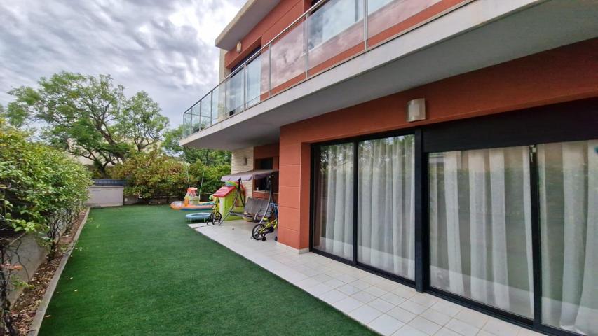 Encantadora casa en venta en Vilafortuny!!! photo 0