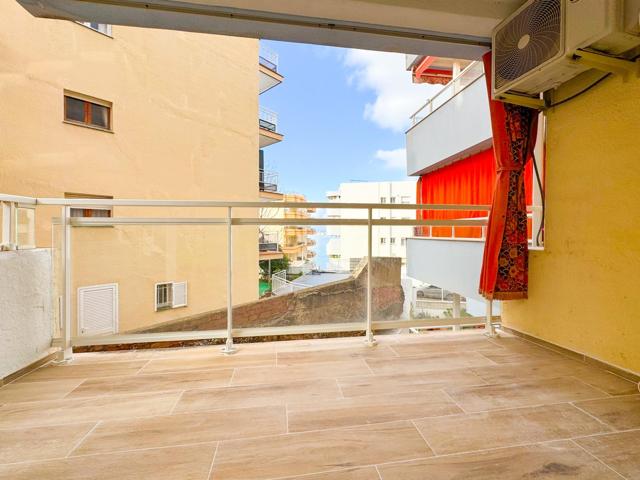 VIVIENDA EN SALOU CON VISTAS AL MAR Y PARKING photo 0