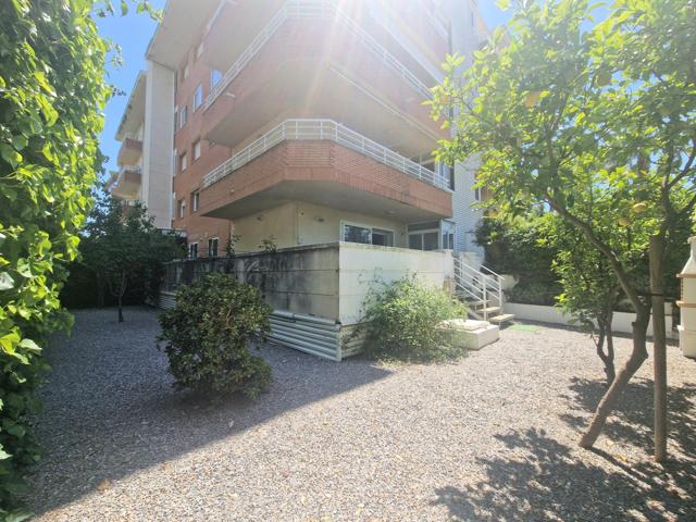 Se vende planta baja en Salou photo 0