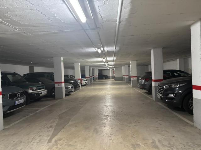 Plaza de parking en Reus photo 0